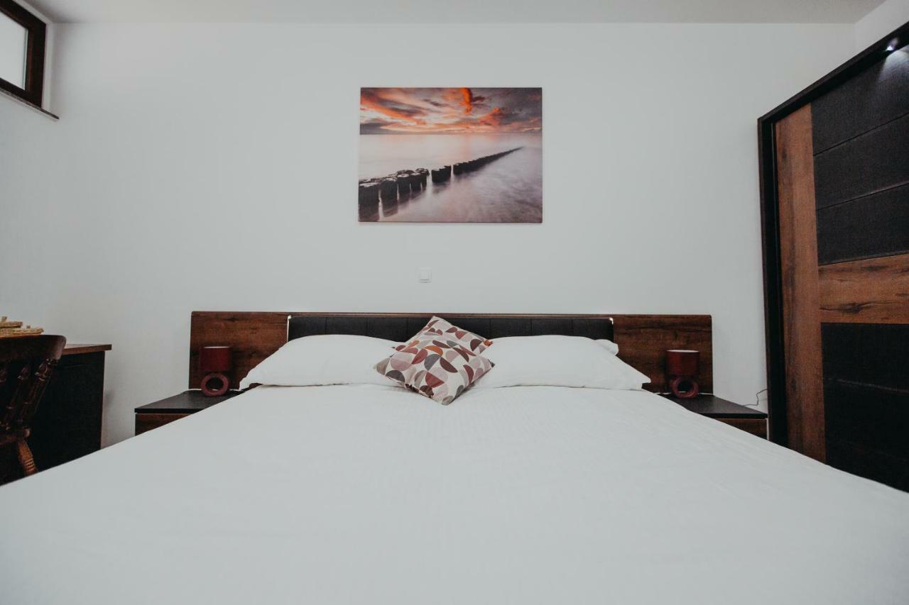Apartman Vejama Josipdol Buitenkant foto
