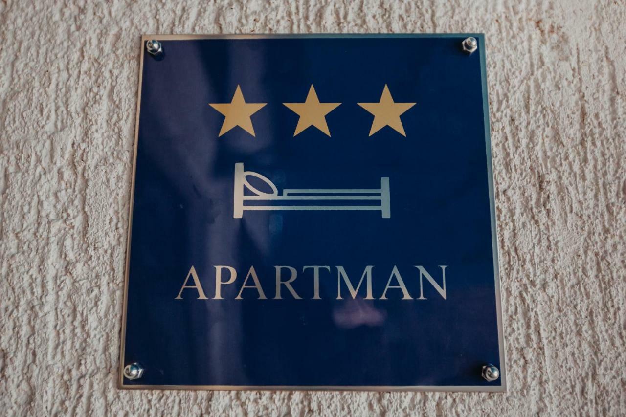 Apartman Vejama Josipdol Buitenkant foto